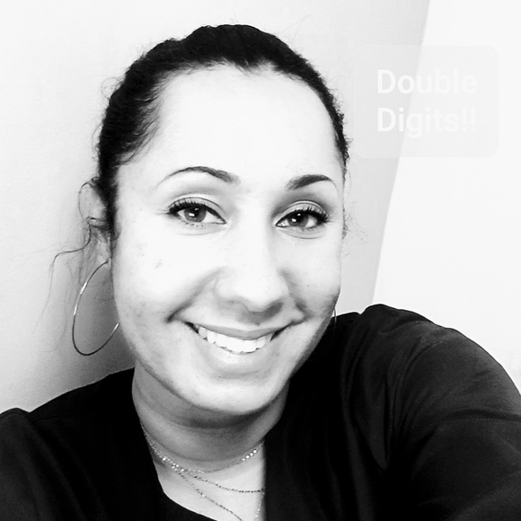 Meet your Posher, Joi - Picture 1 of 2